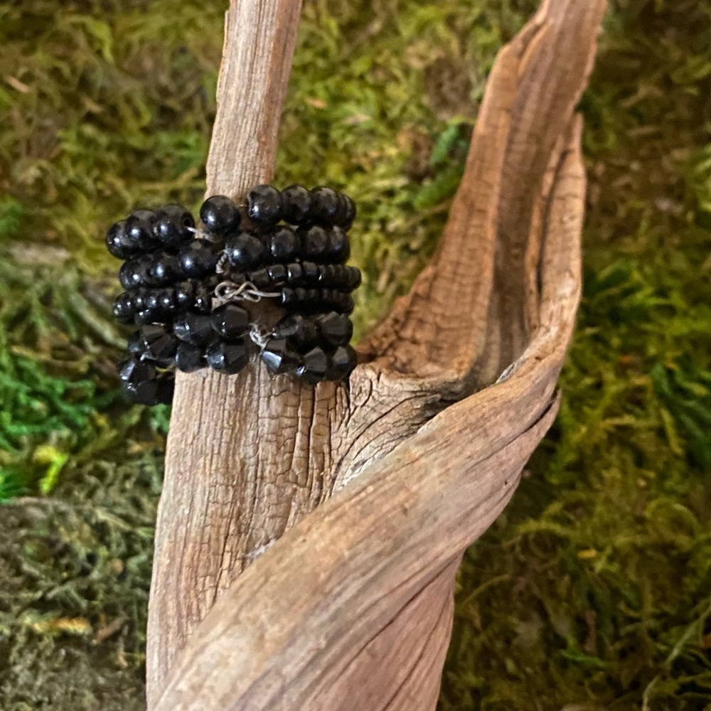 Black Beaded Star Ring - image 2
